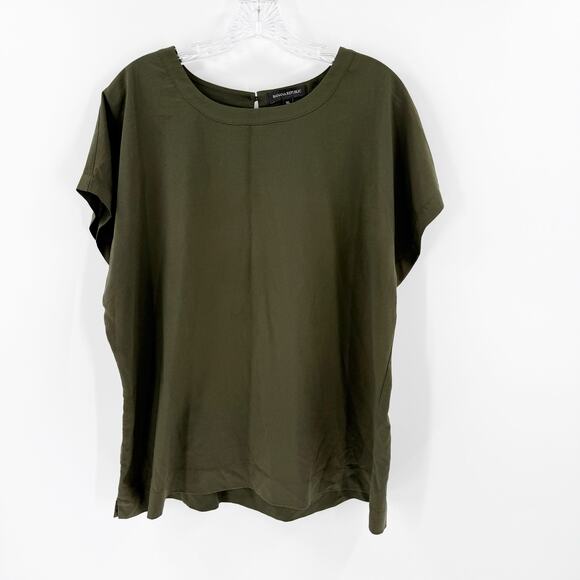 Banana Republic Deep Olive Green Short Sleeve Unlined Blouse Women's Size XL - Picture 1 of 11